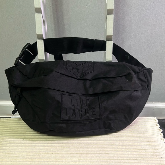 LIVE LARGE (LVLG) CROSSBODY BAG - Picture 1 of 9